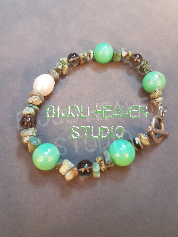 Chrysoprase and Ringed Pearl bangle bracelet