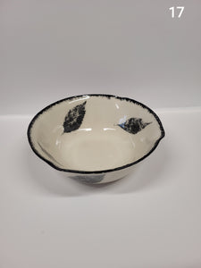 Large soup bowl( or small serving bowl)