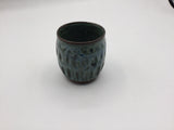 Faceted cups