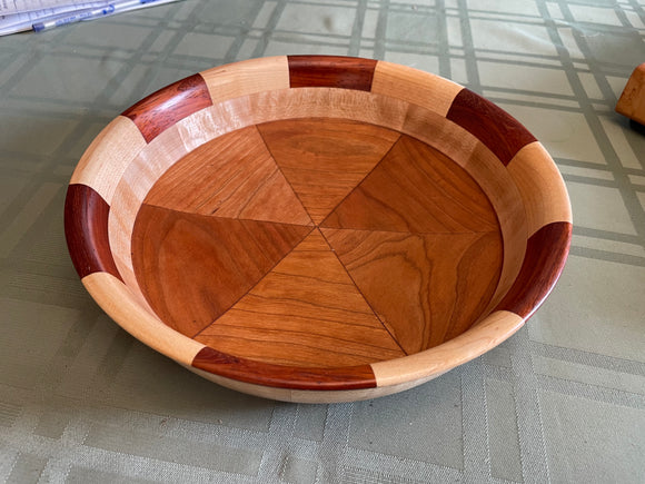 Segmented Bowl