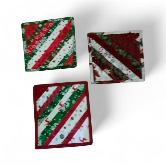 Quilted “mug rug”, teapot coaster