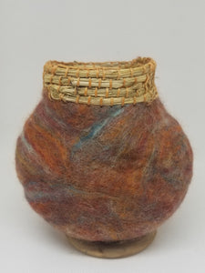 Wool Pot with weaving/wood base