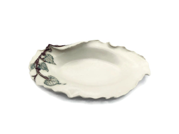 Grapevine Small Freestyle Oval Dish
